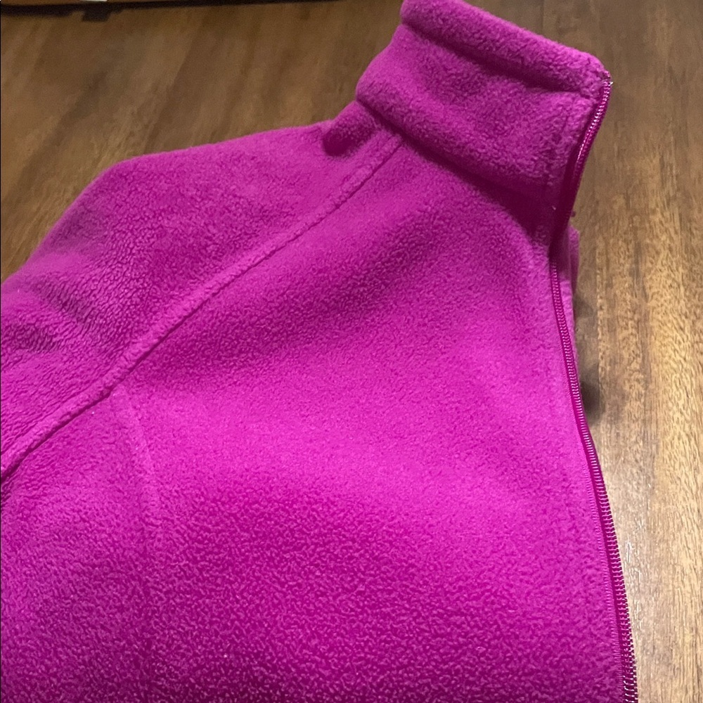 Columbia Fleece Jacket in Bold Magenta - Picture 3 of 3